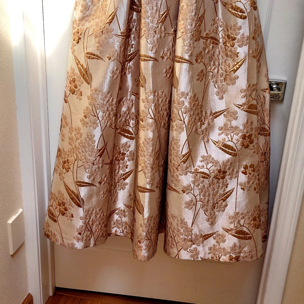 NWT Nightway collection gorgeous  ballgown - Picture 4 of 13
